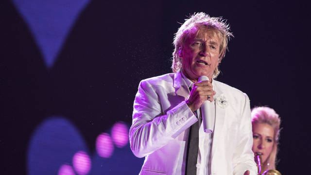 Rod Stewart will perform at the 2020 Brit Awards