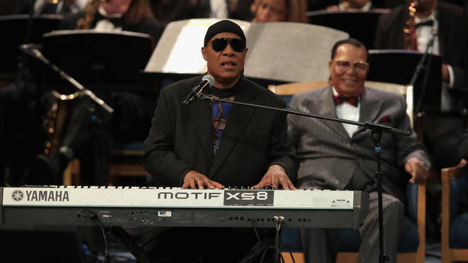 Stevie Wonder performs at Aretha Franklin's funeral