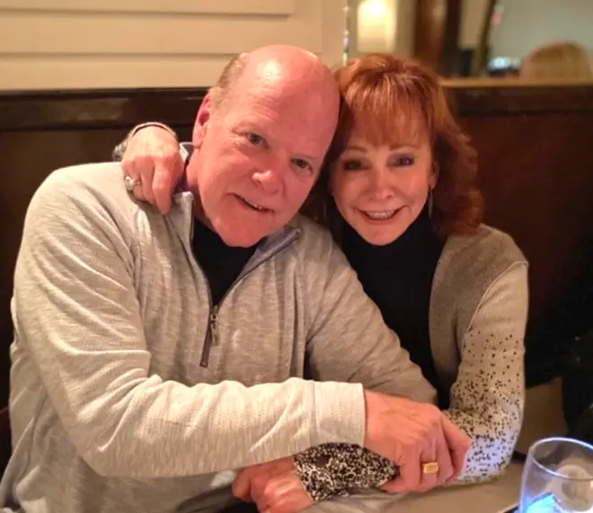 Reba McEntire reveals she is dating actor Rex Linn: 'We're having a blast'