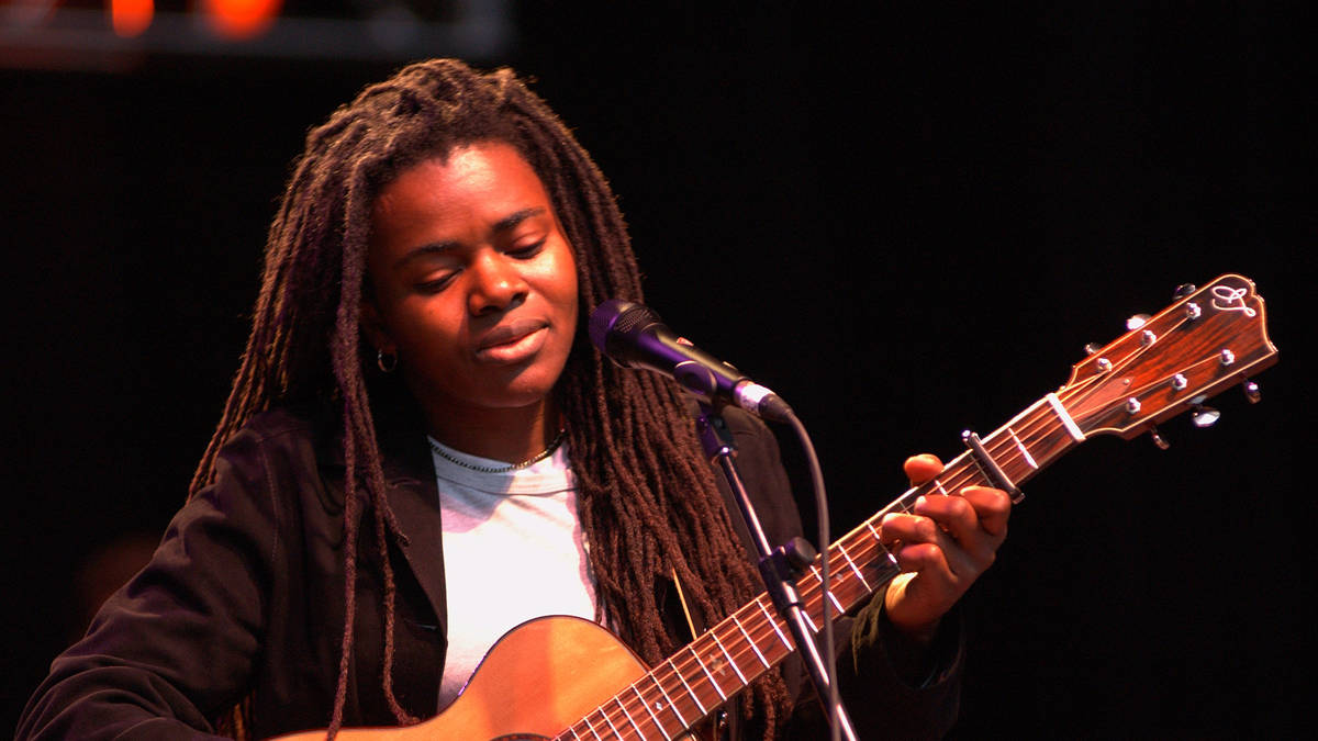 Tracy Chapman facts: What is her age, is she married and what is ...