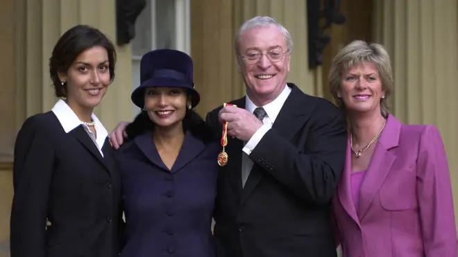 Michael Caine with daughter Natasha (L), wife Shakira and daughter Dominique (R) in 2000