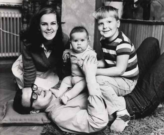 Anni Frid with first husband Ragnar and children Hans and Lise in 1962