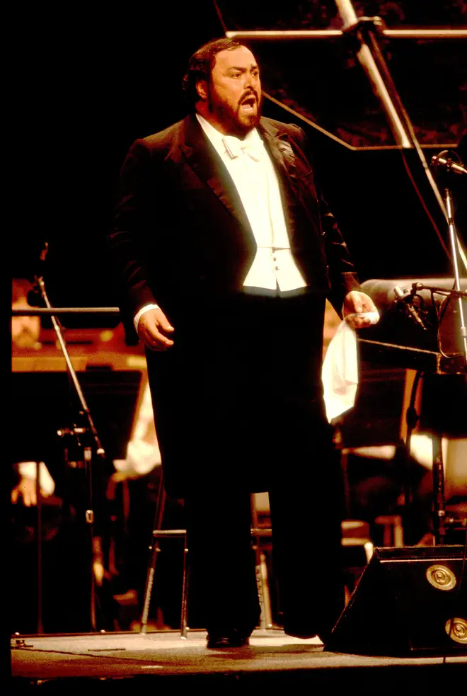 The headline act of the 40th Grammy Awards, opera king Luciano Pavarotti, had been deemed too sick to perform by his team of doctors.