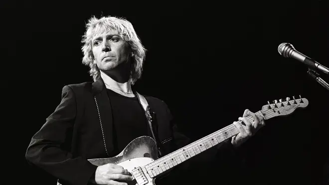 Andy Summers performed the song's famous riff