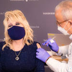 Dolly Parton gets her Covid vaccine