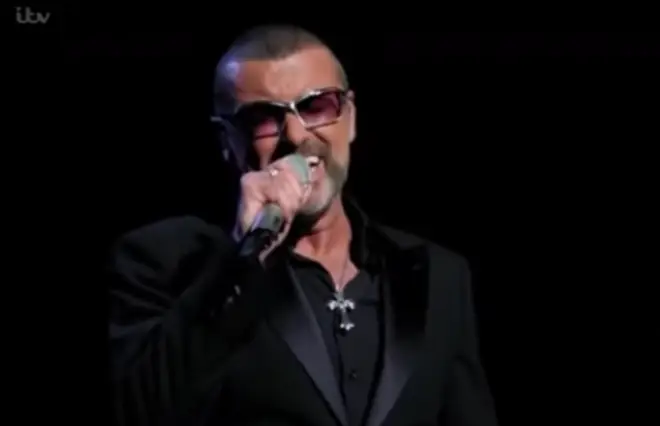 The performance came to an end with Chris Martin and George Michael singing the final chorus of 'A Different Corner' as a duet.