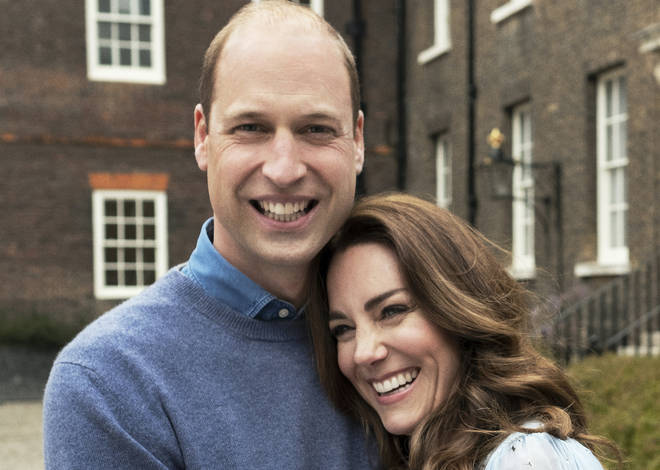 The Duke and Duchess of Cambridge have marked their tenth anniversary by releasing photos of them embracing in the grounds of Kensington Palace this week taken by photographer Chris Floyd.