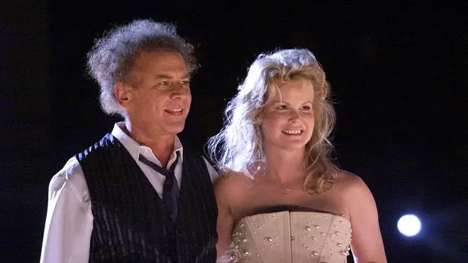 Art Garfunkel with wife Kim Cermak in 2001