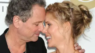 Lindsey Buckingham with wife Kristen in 2008