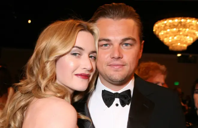 Kate wins a Golden Globe and tells Leonardo she loves him during acceptance speech