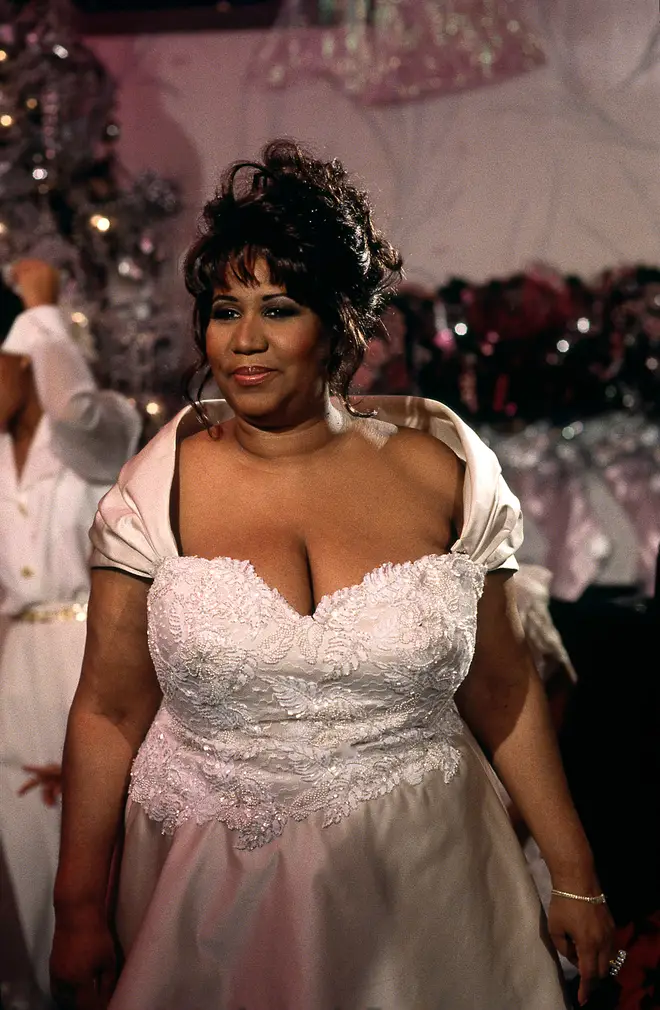 Aretha Franklin performs ‘Joy To The World’ and shares sweet Christmas memories