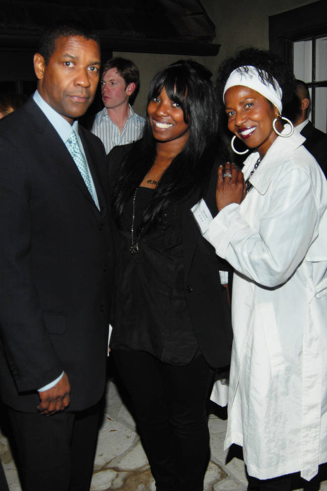 Denzel and Pauletta and daughter Olivia in 2009