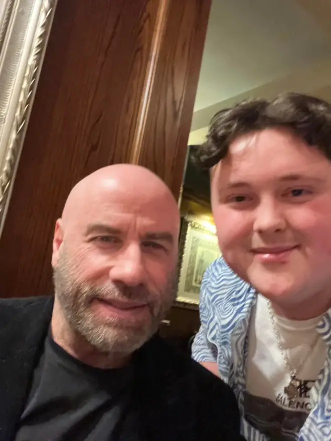 John Travolta enjoyed a meal in Weatherspoons