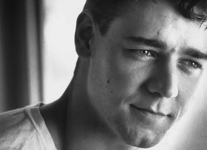 Russell Crowe in 1990