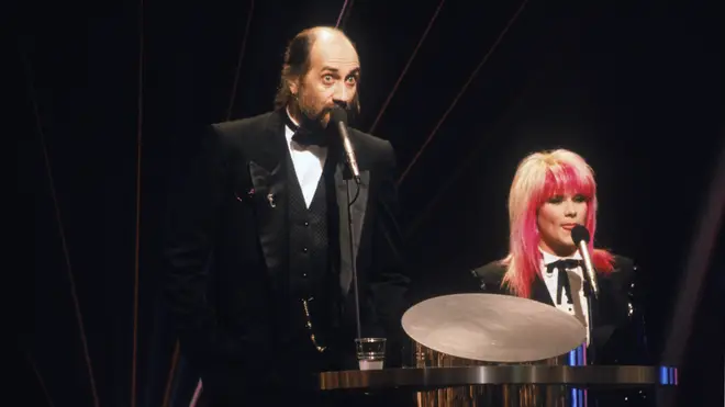 Mick Fleetwood and Sam Fox in 1989