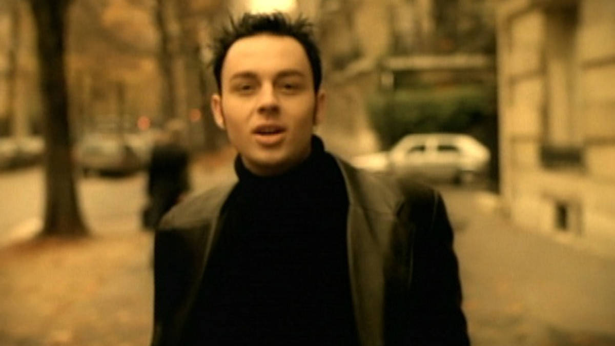 The Story Of Truly Madly Deeply By Savage Garden Smooth