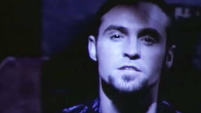 Marti Pellow in the Love is All Around video