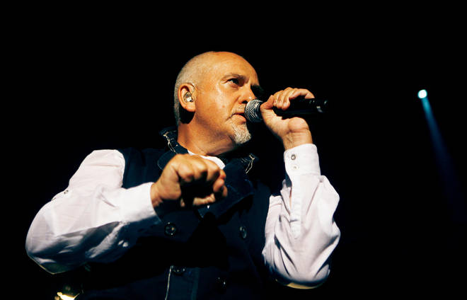 Peter Gabriel performing live in 2007.