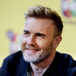 Gary Barlow has released a songwriting course to help fledgling stars write music of their own.