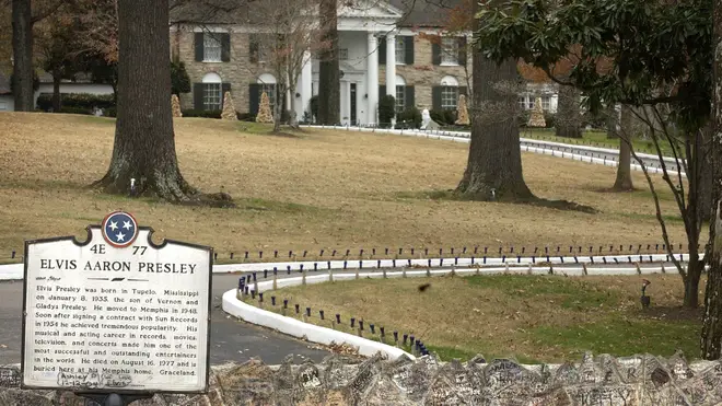 Elvis Presley's grave at Graceland