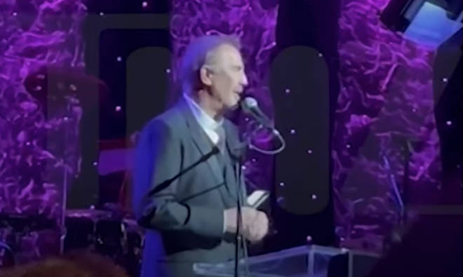 Kevin Costner brought onlookers to tears at the Clive Davis pre-Grammy party when she gave an emotional tribute to his great friend Whitney Houston.