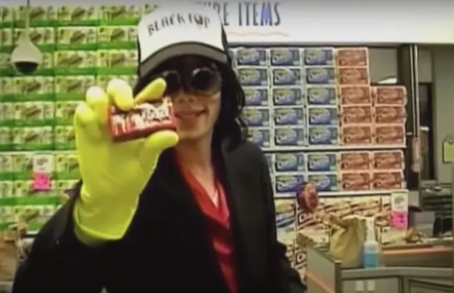 We then see footage of MJ walking around a quiet supermarket with a trolley, and the star begins to explain his extraordinary shopping expedition.