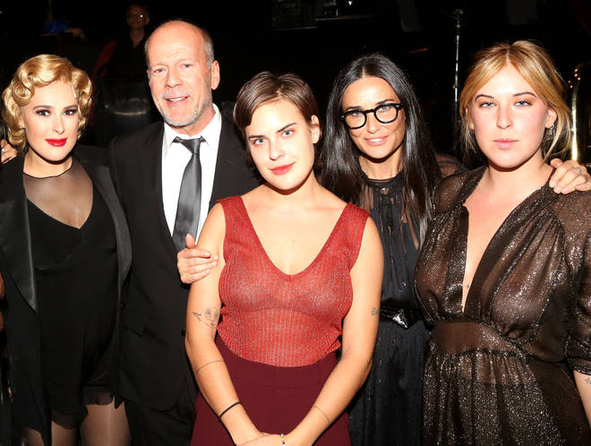 (L-R) Rumer Willis, father Bruce Willis, sister Tallulah Belle Willis, mother Demi Moore and sister Scout LaRue Willis