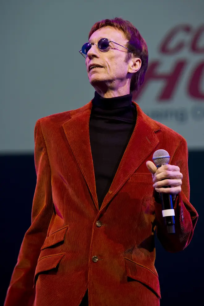 Robin sang a couple of Bee Gees classics in what was his first appearance in five months having battled cancer. It'd also be his last.