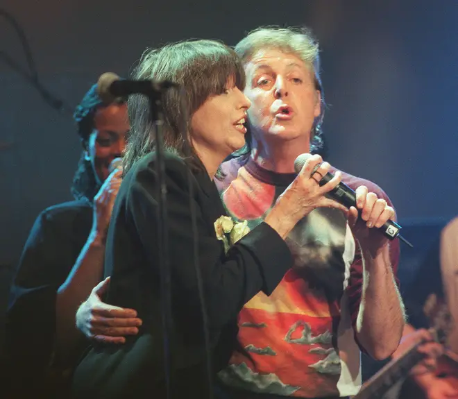 Paul McCartney and Chrissy Hynde singing 'Here, There and Everywhere' for his wife Linda. (Photo by Dave Hogan/Getty Images)