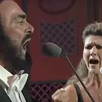 Pavarotti and Celine Dion duetting at the 'Paravotti & Friends' concert in 1998.