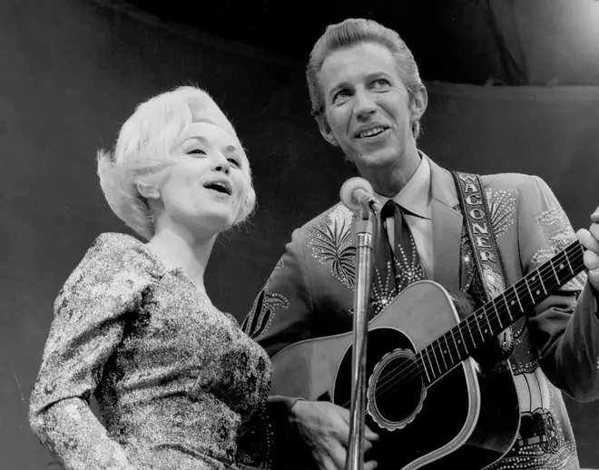 Porter gave Dolly her big break by inviting her to be the regular musical guest on his television show. (Photo by Michael Ochs Archives/Getty Images)