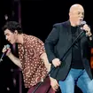 Joe Jonas and Billy Joel sing 'Uptown Girl' in London