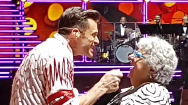 Hugh Jackman dances with Pauline