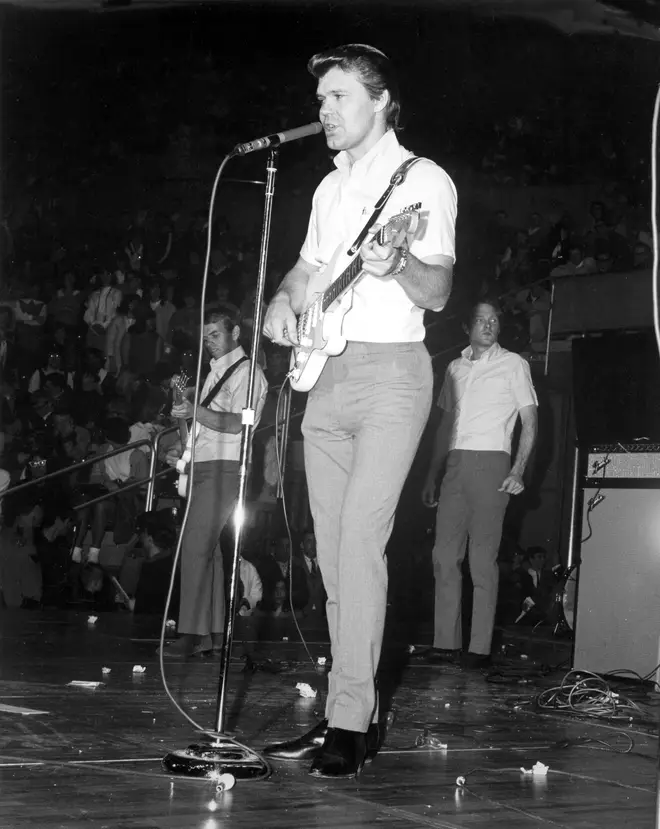 Glen Campbell filled in for Brian Wilson during The Beach Boys' 1965 tour. (Photo by Michael Ochs Archives/Getty Images)