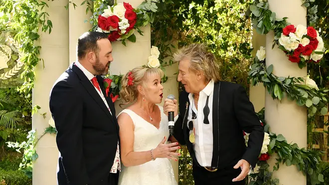Dream Wedding Saved With Surprise Performance By Sir Rod Stewart At Caesars Palace