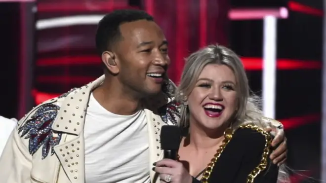 John Legend and Kelly Clarkson